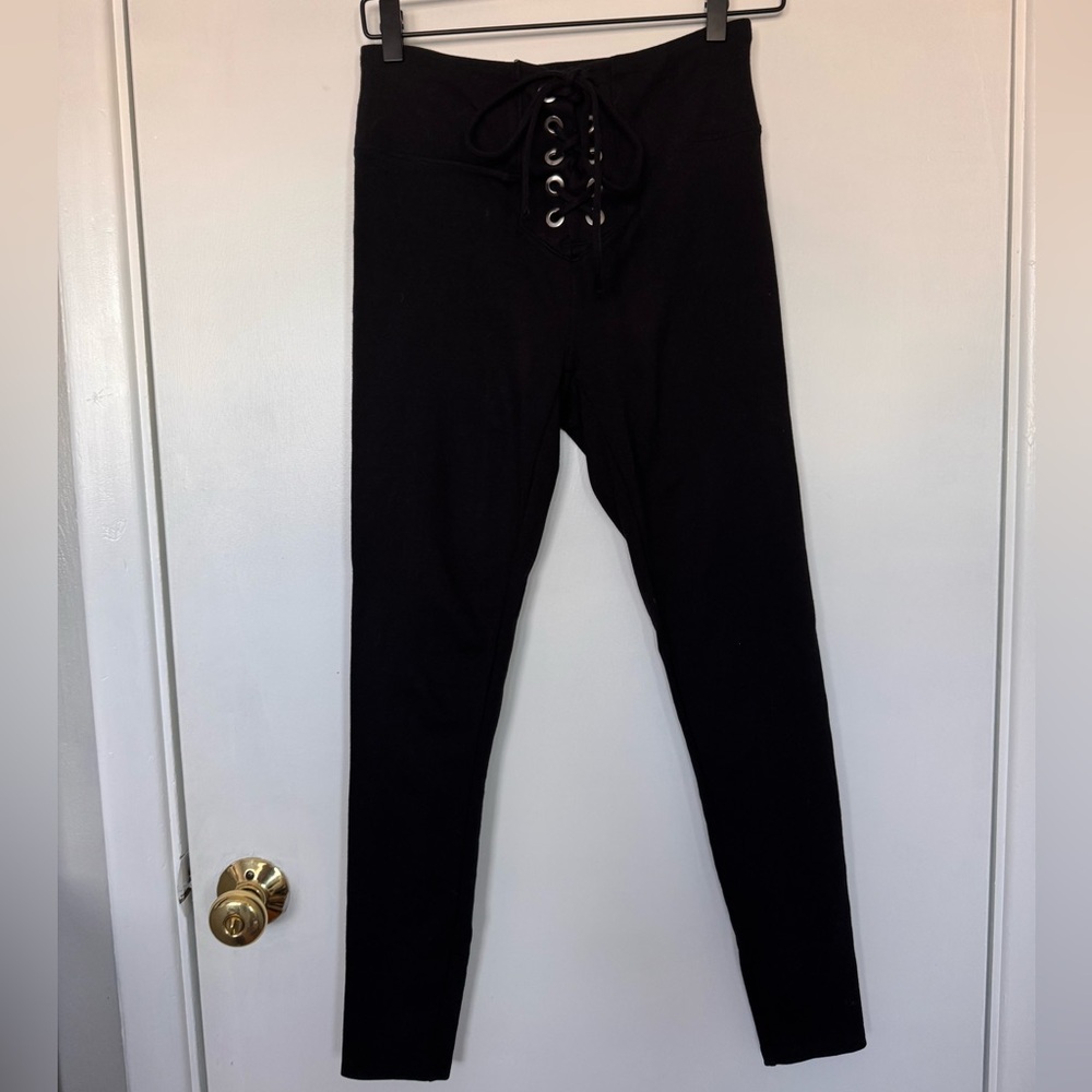 Express Lace-Up Leggings